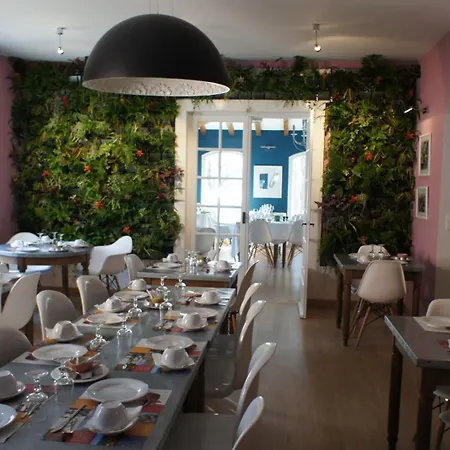 Logis Restaurant Des Pins 3* Bédoin