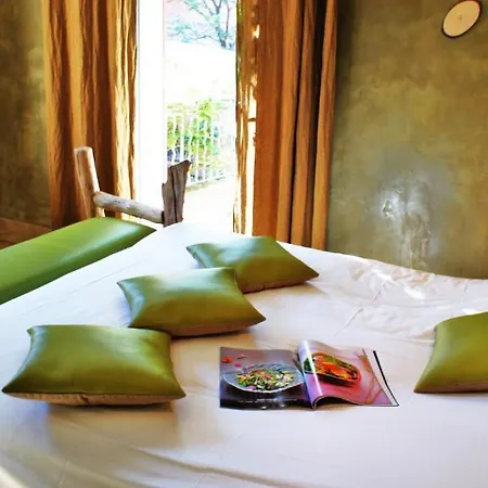 Logis Restaurant Des Pins 3*